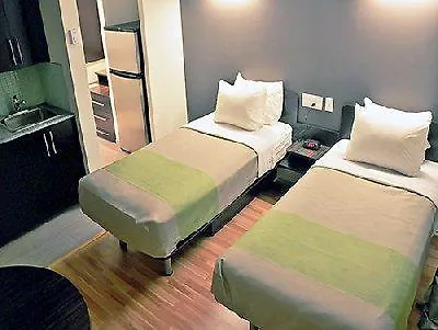 Studio 6 Downtown Toronto 2*,